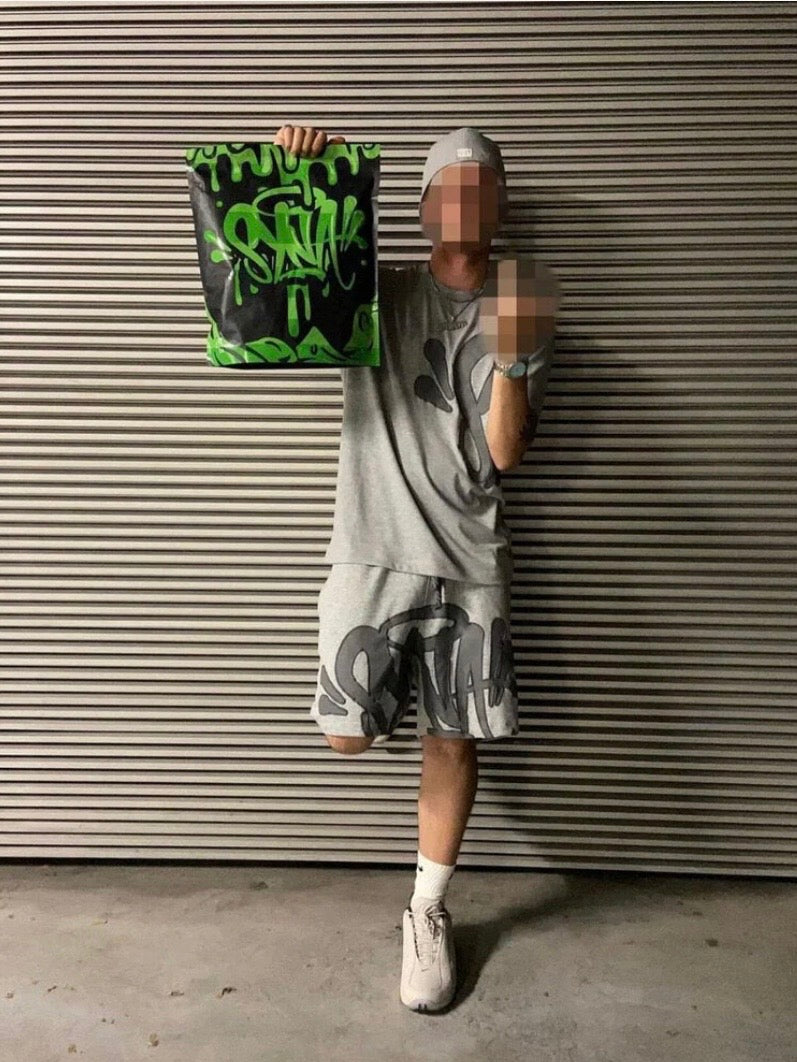 SYNA WORLD GREY SHORTS