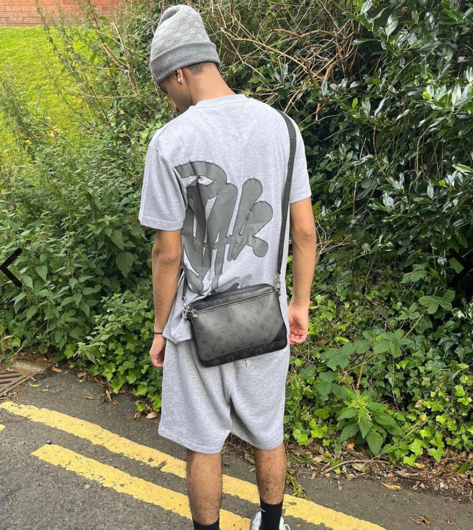 SYNA WORLD GREY SHORTS